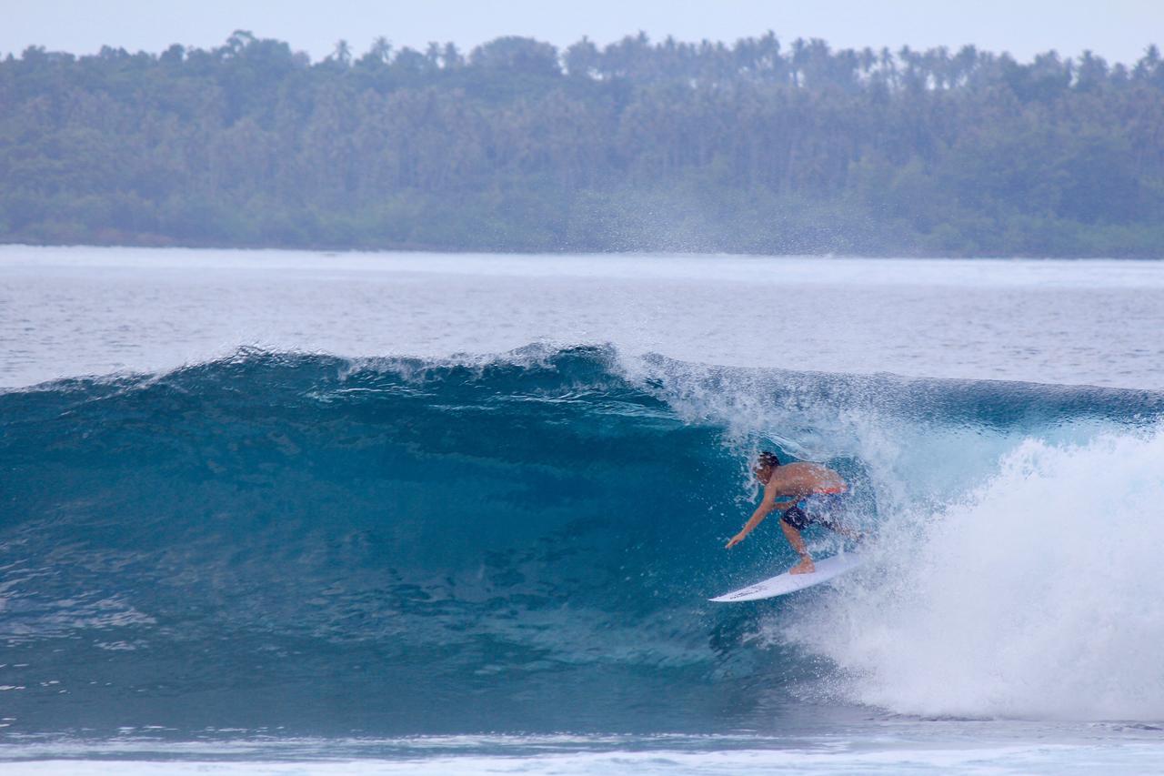 Baturundung Surf Resort Naibos 외부 사진