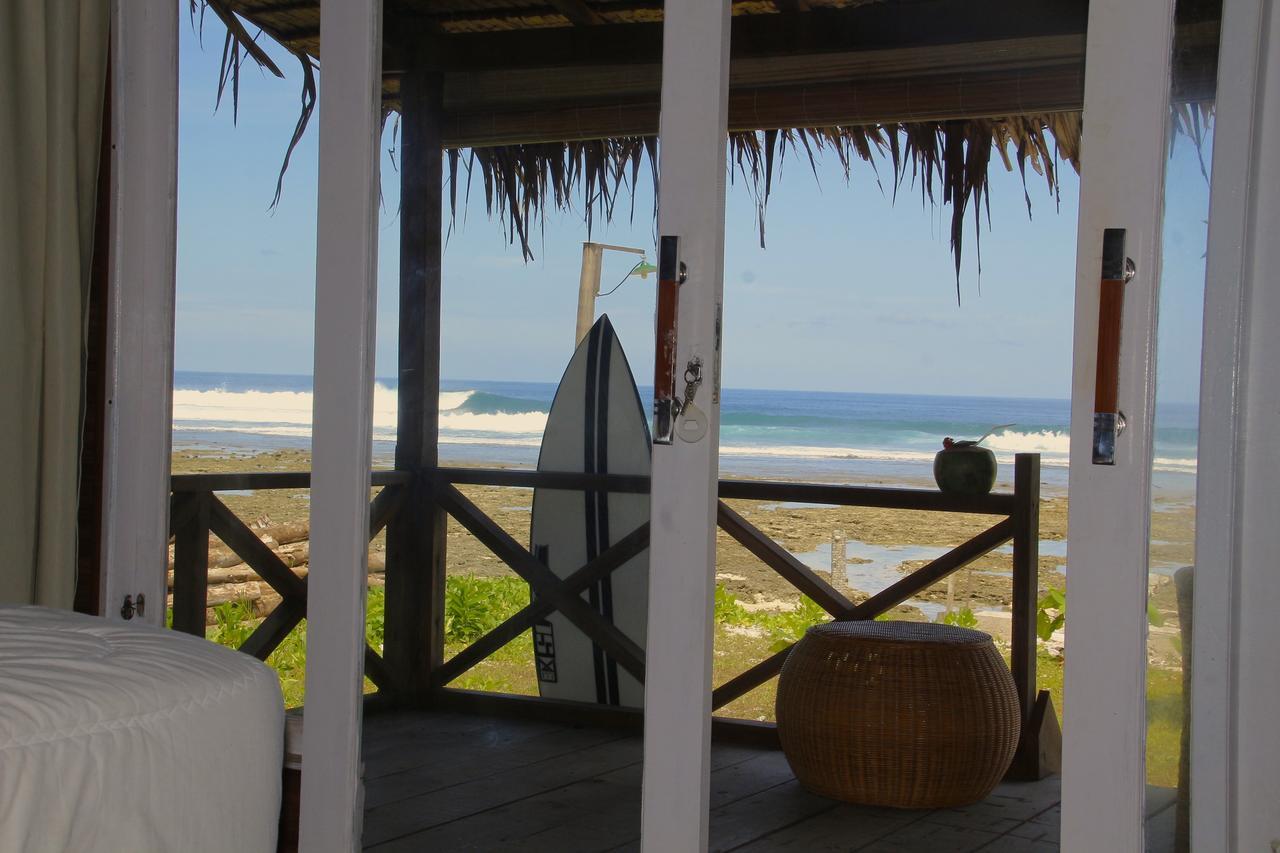 Baturundung Surf Resort Naibos 외부 사진