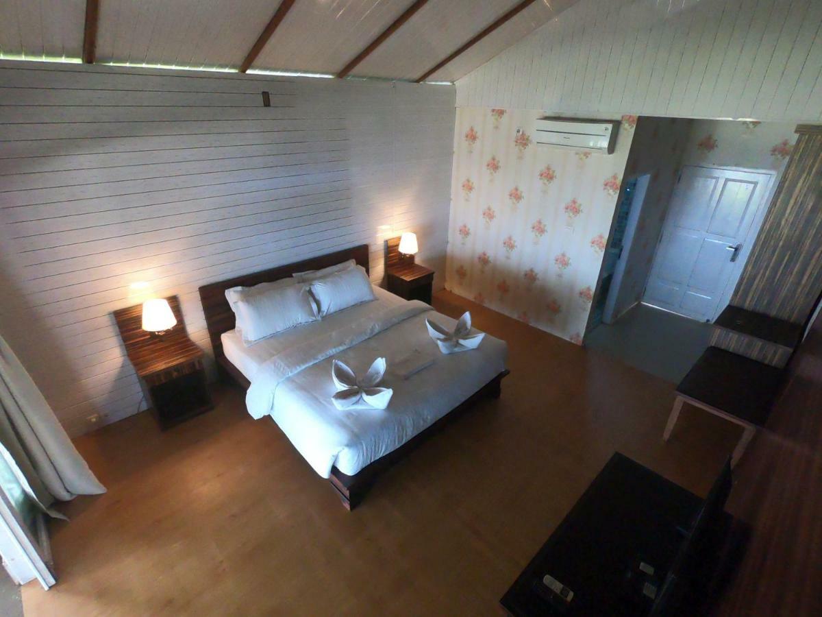 Baturundung Surf Resort Naibos 외부 사진