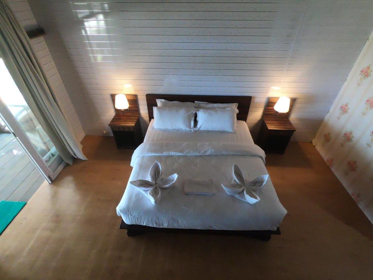 Baturundung Surf Resort Naibos 외부 사진